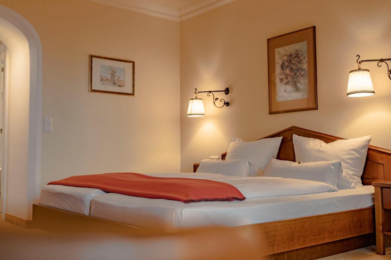 Hotel Hollweger Sankt Gilgen Buitenkant foto
